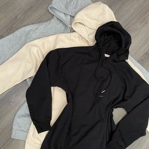 Bundle three oversized hoodies